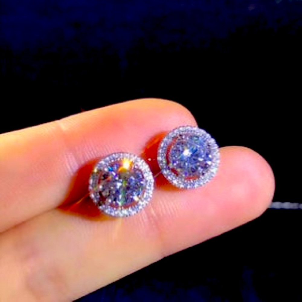 2 Ct Diamond Moissanite Earrings 9Ct